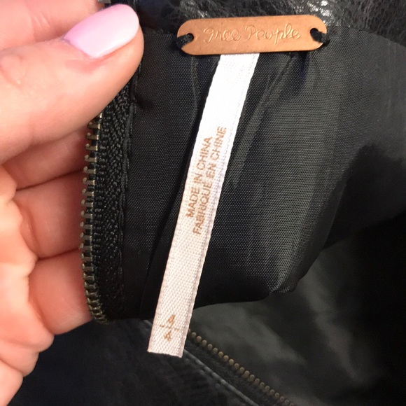 size 4 free people black leather skirt - Picture 3 of 3